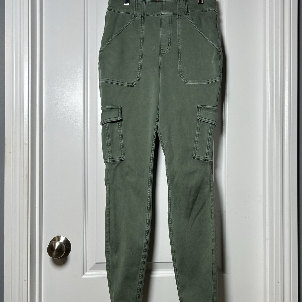 SPANX Medium‎ Green Smoothing High Rise Stretch Twill Slim Ankle Cargo Pants